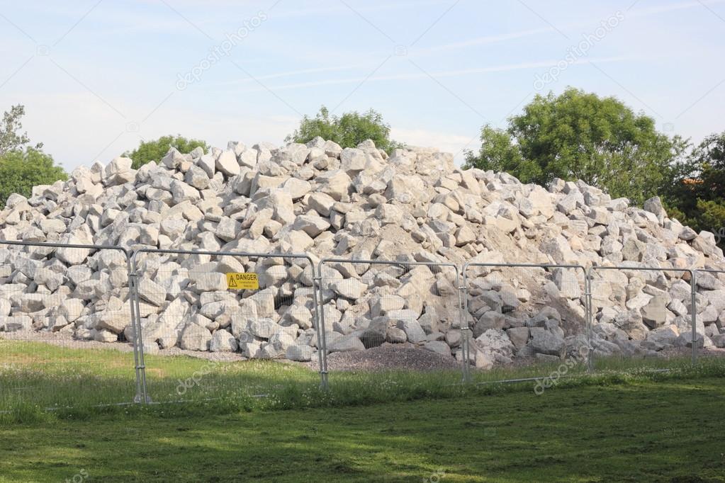 Rocks for construction