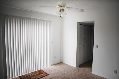 Yeni daire yemek odası