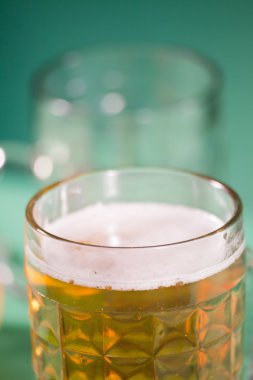 bardak bira yansıması Studio ile