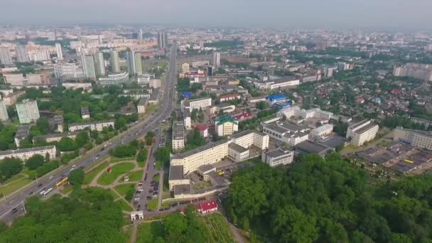 Αεροσκάφος βίντεο από κεντρικούς δρόμους του Μινσκ, Λευκορωσία — Αρχείο Βίντεο