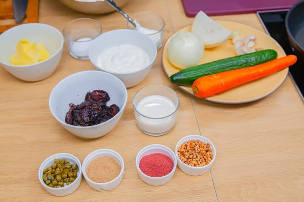 Många Olika Produkter Köket För Matlagning Högkvalitativt Foto — Stockfoto