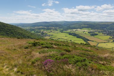 Güney Batı Sahili yolda Bossington Exmoor yakın mesafede kırsal somerset