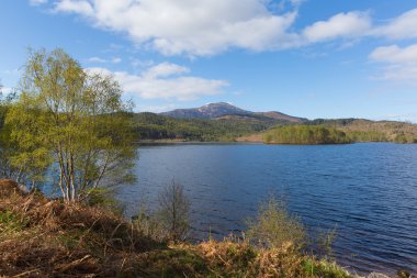 Güzel İskoç Loch Garry İskoçya İngiltere göl üzerinde Fort Augustus güneyinde ve kuzeyinde Fort William A87 Invergarry batısında