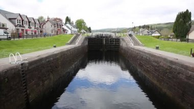 Caledonian kanal kilit kapı Fort Augustus İskoçya İngiltere