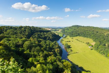Wye Valley ve nehir Wye Herefordshire vilayetleri ve Gloucestershire İngiltere İngiltere Yat Rock arasında