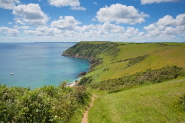 Güney Batı Sahil Yolu Lantic Körfezi Cornwall İngiltere Fowey yakınlarında