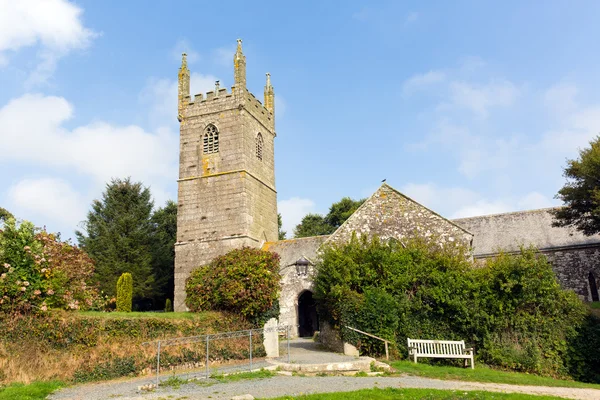 Iglesia de St Mawgan en Meneage Cornwall Inglaterra situada en la península de The Lizard al sur de Helston —  Fotos de Stock