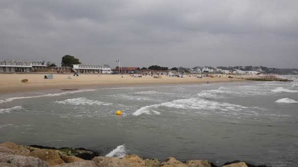 Sandbanks playa Poole Dorset Inglaterra Reino Unido — Vídeo de stock