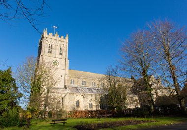 Kilise şehir merkezinde listelenen Christchurch tarikat Dorset İngiltere İngiltere 11.asır sınıf