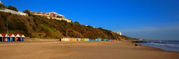 Bournemouth tengerpart panoráma közel Poole Dorset Anglia-Egyesült Királyság — Stock Fotó