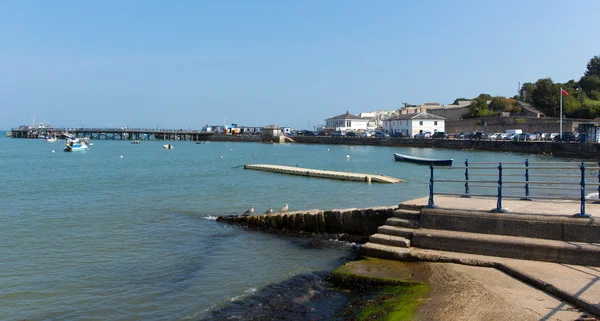 Swanage tengerparti és öböl Dorset Anglia Egyesült Királyság a tenger és a partok, egy szép nyári napon — Stock Fotó