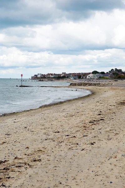 Meerblick nordöstlich der Insel Wight mit Blick auf die Solent in der Nähe von Ryde — Stockfoto