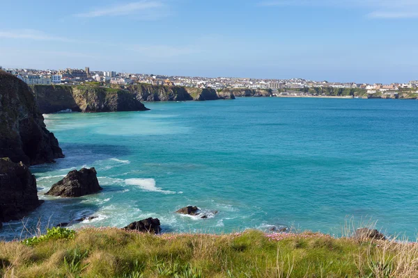 Newquay coast North Cornwall UK towards the harbour beautiful Cornish coastal scene in spring with blue sky and sea — Stock Photo, Image