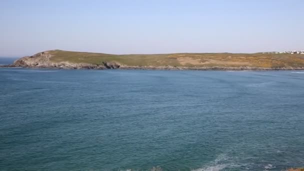 Cornish cove PAN Crantock bay and beach North Cornwall England UK — Stock Video