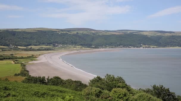 Porlock sahil yakınındaki Exmoor ve Minehead Porlock Weir doğru batısında Somerset İngiltere İngiltere — Stok video