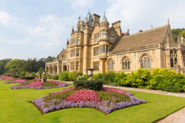 Güzel çiçek bahçeleri Tyntesfield House Bristol İngiltere İngiltere yaz güneşiyle Victoria konak yakın: