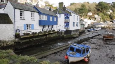 Polperro Cornwall Güney Batı İngiltere İngiltere düzgün liman profesyonel video tavayla evleri evler ve köy sokakları