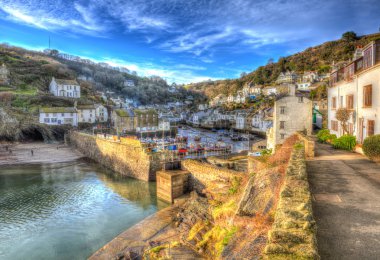 Polperro liman Cornwall Güney Batı İngiltere İngiltere liman binalar ve köy sokakları HDR resim yapmak gibi