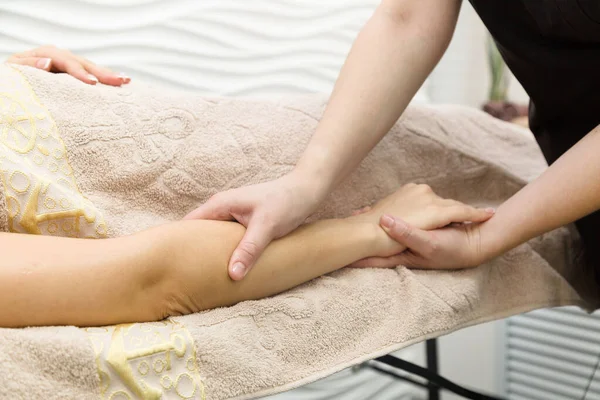 Medische Massage Van Een Vrouwelijke Hand Close — Stockfoto