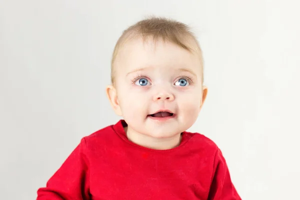 Bebê Seis Meses Idade Com Olhos Grandes Belo Sorriso Fundo — Fotografia de Stock