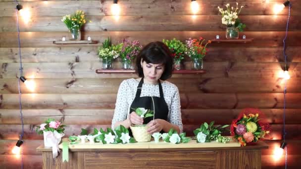 Woman Salon Worker Bouquets Made Color Soap — Stock Video