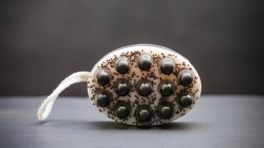 Antiselülit yağlı masaj sabunu. Siyah, mavi, mavi, kil, haşhaş ve doğal bez..