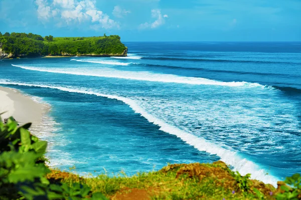Tropical Island Coast And Sea On Horizon Scenery. Summer Travel — Stock Photo, Image