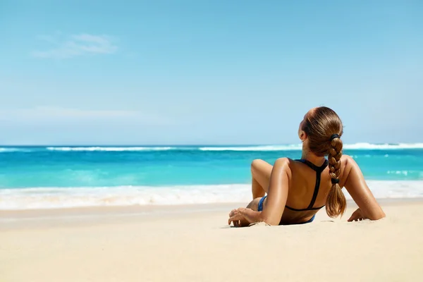 Woman On Beach In Summer. Sexy Happy Female Model Tanning Royalty Free Stock Photos