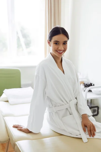 Beautiful Woman In Bathrobe In Cosmetology Room At Spa Salon — Stock Photo, Image