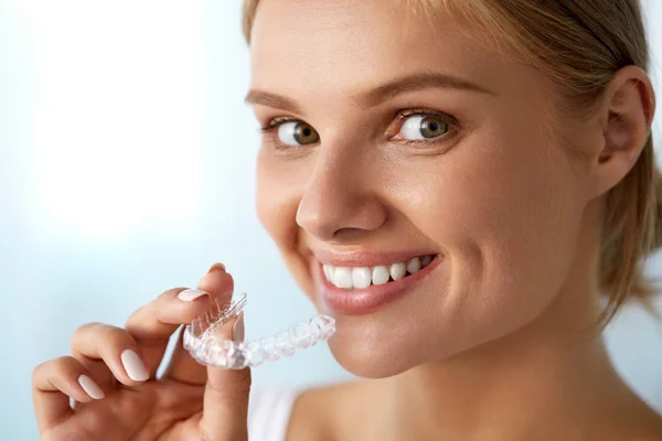 Smiling Woman With White Teeth Holding Teeth Whitening Tray — Stock Photo, Image