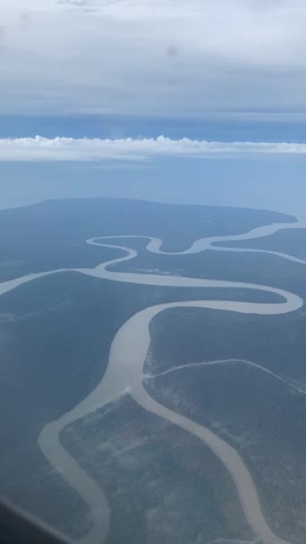 Άποψη Της Κοιλάδας Του Ποταμού Από Αεροπλάνο Που Πετά Πάνω — Αρχείο Βίντεο
