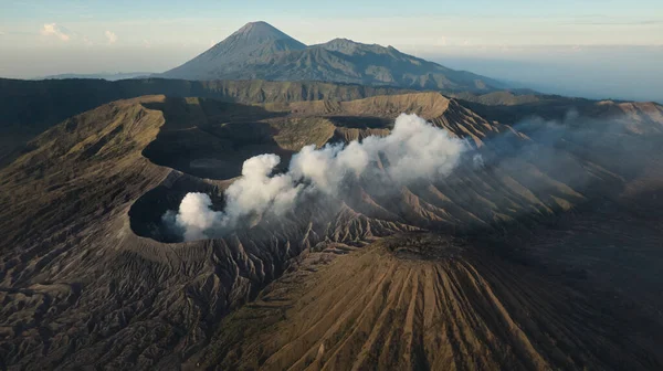 Tampilan Drone Gunung Bromo gunung berapi di Indonesia — Stok Foto