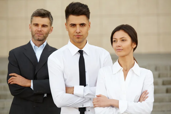 Business Team Outside Office — Stock Photo, Image