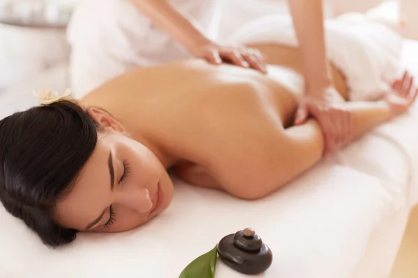 Spa Woman. Close-up of a Beautiful Woman Getting Spa Treatment. — Stock Photo, Image