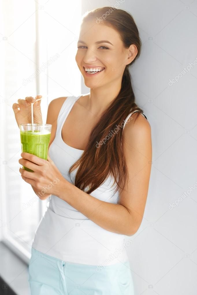 Organic Food. Healthy Eating Woman Drinking Detox Juice. Lifestyle. Diet
