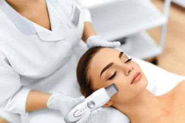 Skin Care. Ultrasound Cavitation Facial Peeling. Skin Cleansing 
