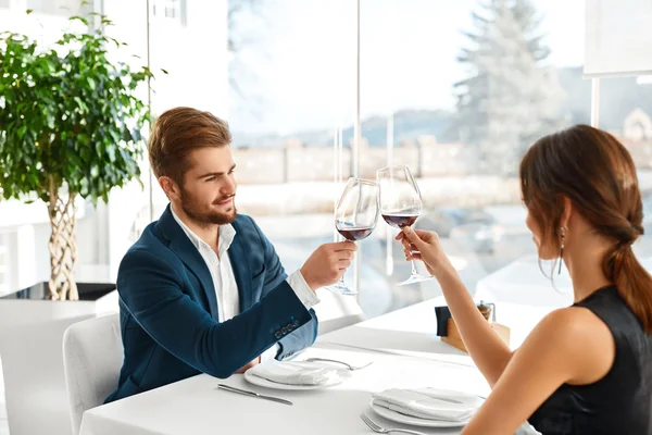 Celebration. Romantic Couple In Love Cheering, Having Dinner. Re — Stockfoto