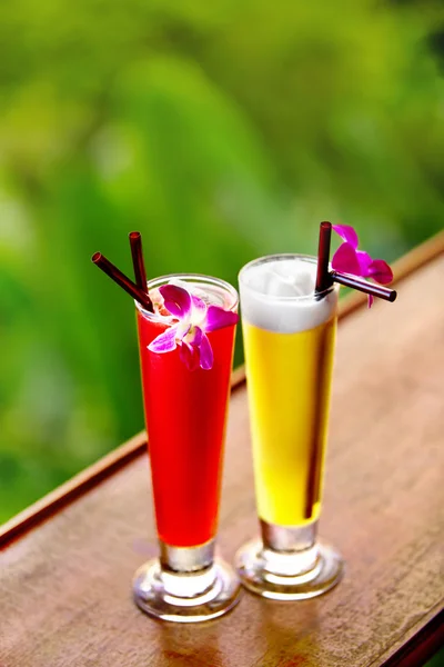 İçecekler. Tropikal barda egzotik kokteyller. Tayland tatil. CE — Stok fotoğraf