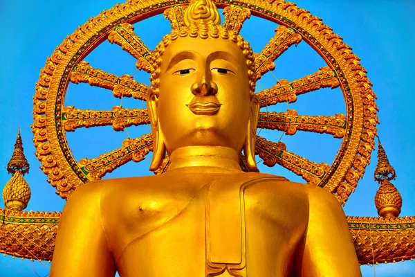 Wahrzeichen Thailands. der große Buddha-Tempel. Buddhismus-Religion. tou — Stockfoto