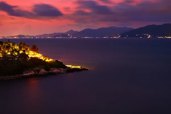 Beautiful Landscape. Purple Sunset Sea, Lights On Island. Travel — Stock Photo, Image