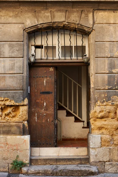 Old door in Aix en Provence, France — Stock Photo, Image