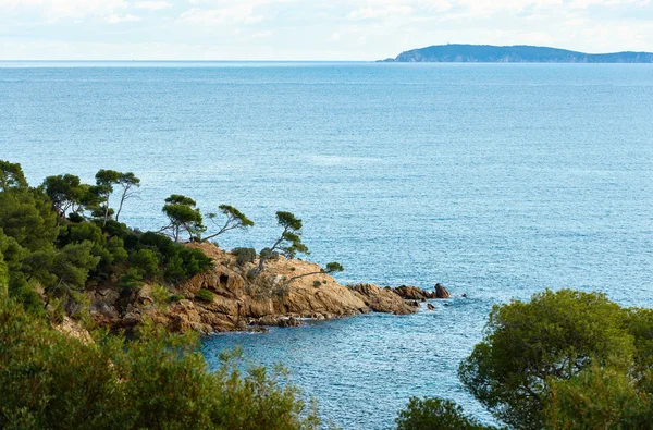 Středomořské pobřeží poblíž Le Lavandou — Stock fotografie