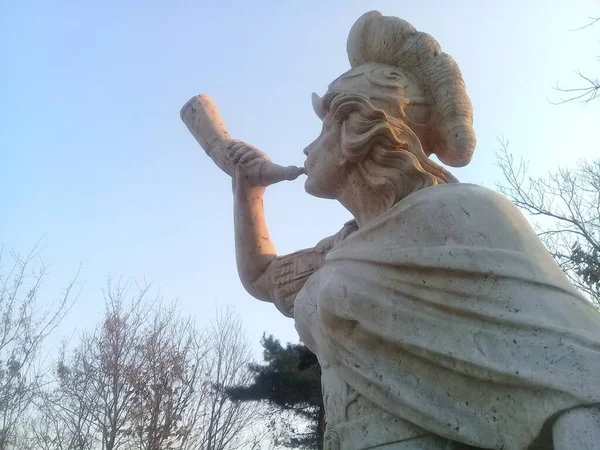 Chuncheon Corea Del Sur Febrero 2018 Estatua Mármol Blanco Persona —  Fotos de Stock