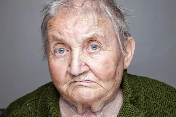 Retrato de una anciana —  Fotos de Stock