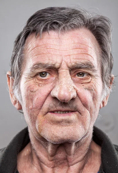 Portriat of an elderly man — Stock Photo, Image