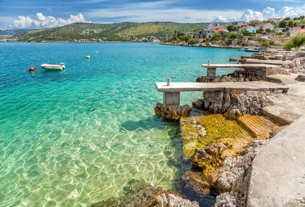 Piękna plaża w Rogoznica Chorwacja — Zdjęcie stockowe