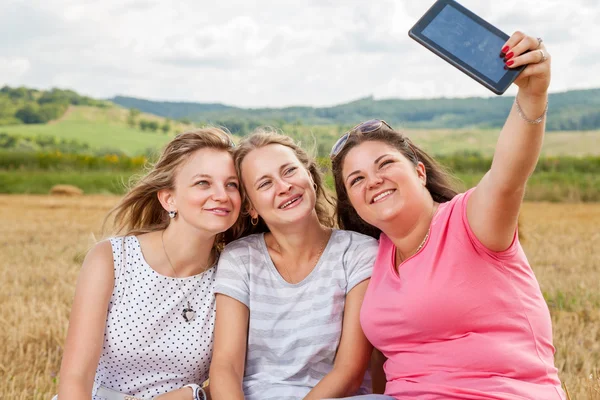 Trzech najlepszych przyjaciół przy selfie — Zdjęcie stockowe