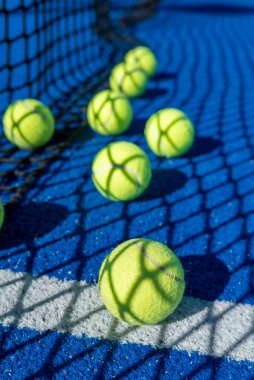 A Alanının Odak Noktası Derinliğinde Yaratıcı ve Sanatsal Bir Kompozisyon