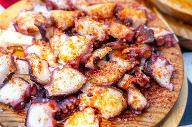 Geleneksel İspanyol tapası Pulpo a Feira, Seafood Dish