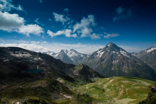 Panorama of the Caucasian mountains — Stock Photo, Image